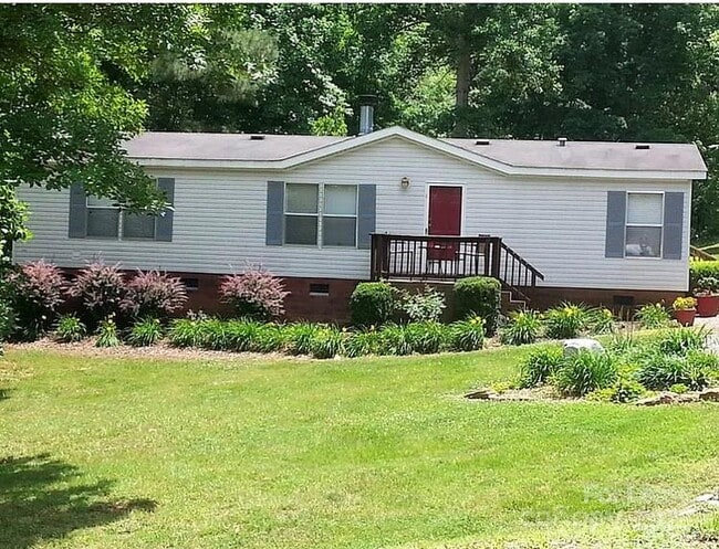 property at 211 Apple Valley Ln