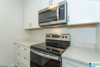 178 Old Montgomery Hwy in Vestavia Hills, AL - Building Photo - Building Photo