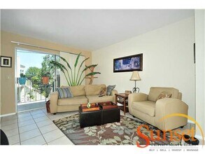 4011 Lamont St in San Diego, CA - Building Photo - Building Photo
