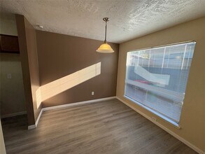 10607 Staghill Dr in Houston, TX - Building Photo - Building Photo