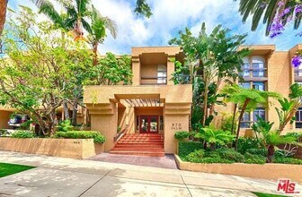 970 Palm Avenue, Unit 107 in West Hollywood, CA - Foto de edificio - Building Photo