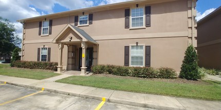 Beaujolais Villas in D'Iberville, MS - Building Photo - Building Photo