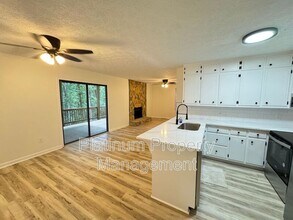 8380 Lucas Creek Trl in Gainesville, GA - Building Photo - Building Photo