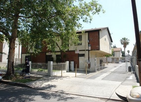 8742 Orion in North Hills, CA - Building Photo