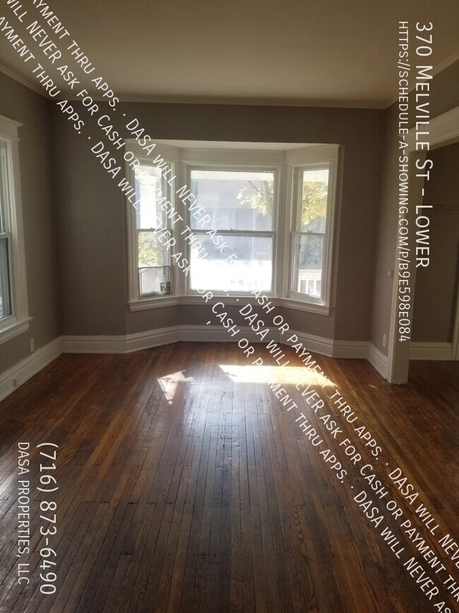 370 Melville St-Unit -Lower in Rochester, NY - Building Photo - Building Photo