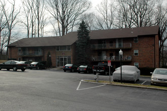 Lawrence Hill Apartments in Havertown, PA - Building Photo - Building Photo