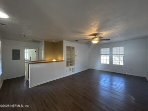 2210 Myra St in Jacksonville, FL - Building Photo - Building Photo