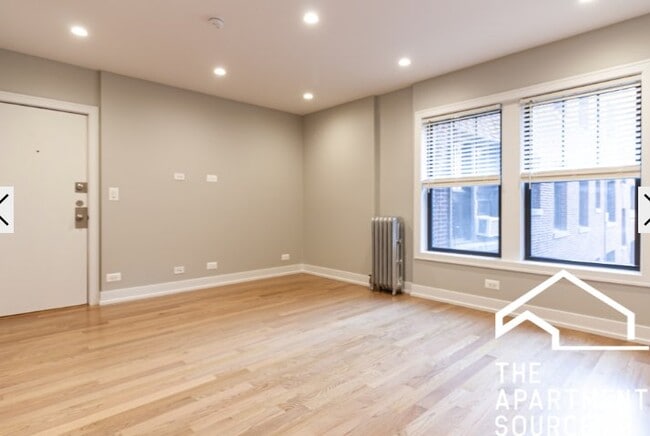 property at 516 W Cornelia Ave