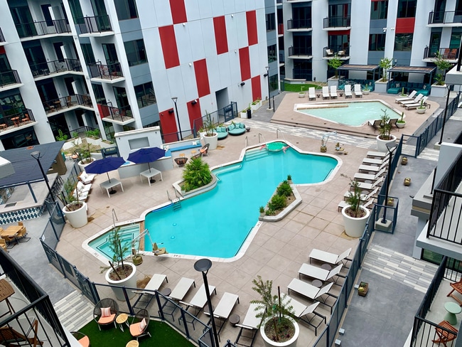 The Local Tempe Luxury Apartments