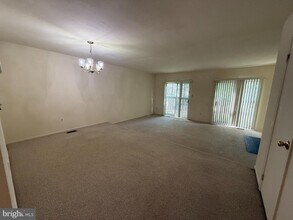 4711 Leyden Way in Ellicott City, MD - Building Photo - Building Photo