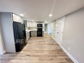 3345 E Ridge Rd in Salisbury, NC - Building Photo - Building Photo