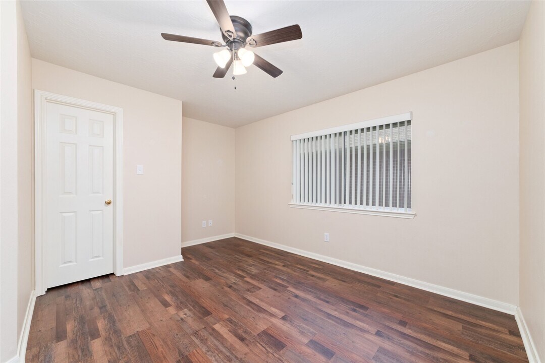 3315 Candlepine Dr in Spring, TX - Building Photo
