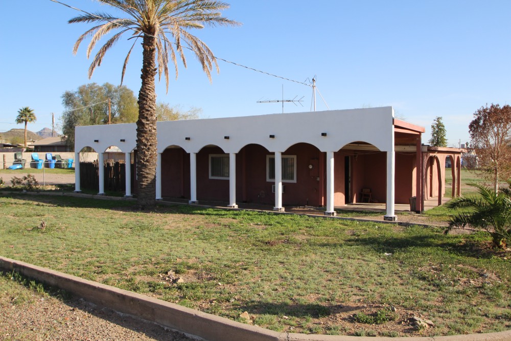 1325 W Cochise Dr in Phoenix, AZ - Building Photo