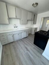 11908 Magnolia Blvd in Los Angeles, CA - Building Photo - Building Photo