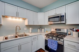 5519 Leanne Ln in McFarland, WI - Foto de edificio - Building Photo