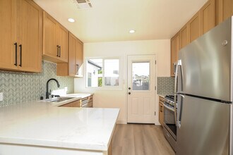 5826 Jamieson Ave in Los Angeles, CA - Building Photo - Building Photo