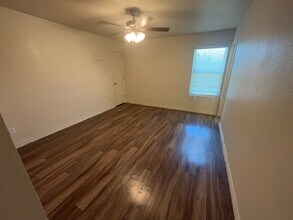 803 A Eastland Dr in Temple, TX - Foto de edificio - Building Photo