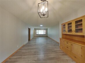 406 E River St in Monticello, MN - Building Photo - Building Photo
