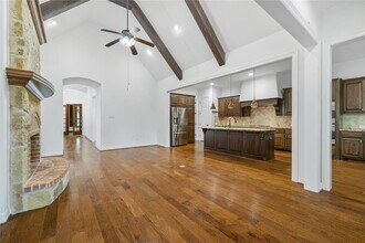 203 Shorthorn St in Cedar Park, TX - Foto de edificio - Building Photo