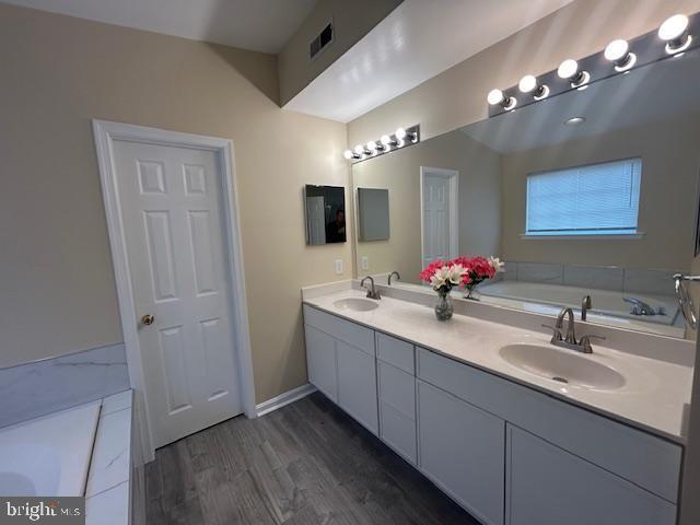 4704 Denview Way in Baltimore, MD - Building Photo - Building Photo