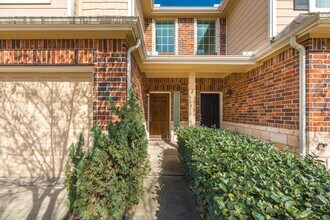 14310 Silver Hollow Ln in Houston, TX - Building Photo - Building Photo