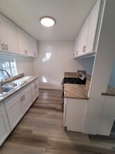 854 Glenway Dr in Inglewood, CA - Building Photo - Building Photo
