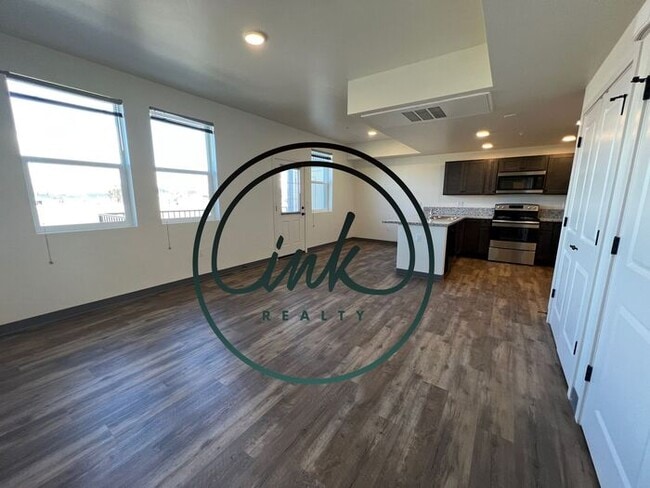 1261 Crestmore Dr in Gardnerville, NV - Building Photo - Building Photo