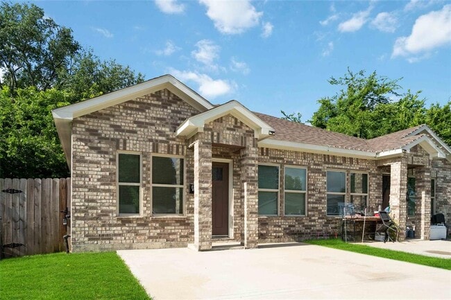 property at 5754 Reed Rd