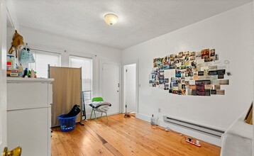 78 Hillside St, Unit 3 in Boston, MA - Building Photo - Building Photo