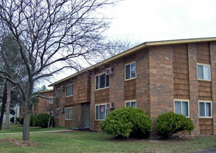 Water Point in Stevens Point, WI - Foto de edificio - Building Photo