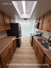 7499 7th St N in St. Petersburg, FL - Building Photo - Building Photo