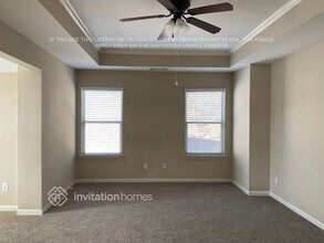 4201 Oak Field Dr in Loganville, GA - Foto de edificio - Building Photo