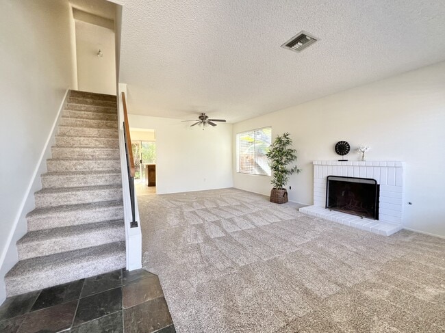 949 Sandcastle Dr in Encinitas, CA - Building Photo - Building Photo