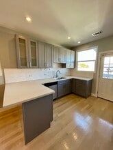 347 San Jose Ave, Unit 347 in San Francisco, CA - Building Photo - Building Photo