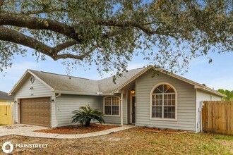 2945 Whirlaway Ct in Green Cove Springs, FL - Building Photo - Building Photo