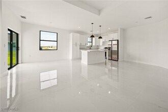 4521 NW 34th St in Cape Coral, FL - Building Photo - Building Photo