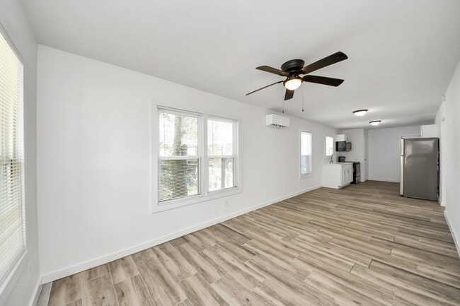 property at 406 73rd St