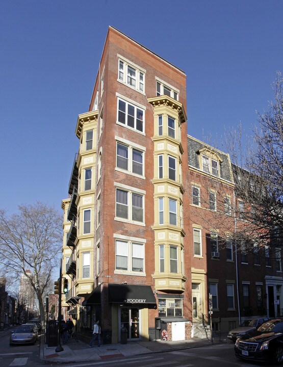 Kenmar Building in Philadelphia, PA - Building Photo