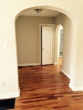 1112 W 45th St-Unit -1 in Kansas City, MO - Building Photo - Building Photo