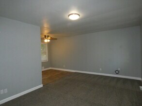 7301 NW 84th Terrace in Kansas City, MO - Foto de edificio - Building Photo