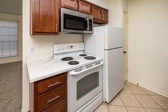 6564 Fleur De Lis Dr in New Orleans, LA - Foto de edificio - Interior Photo