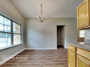 3815 Rendale Dr N in Jacksonville, FL - Foto de edificio - Building Photo