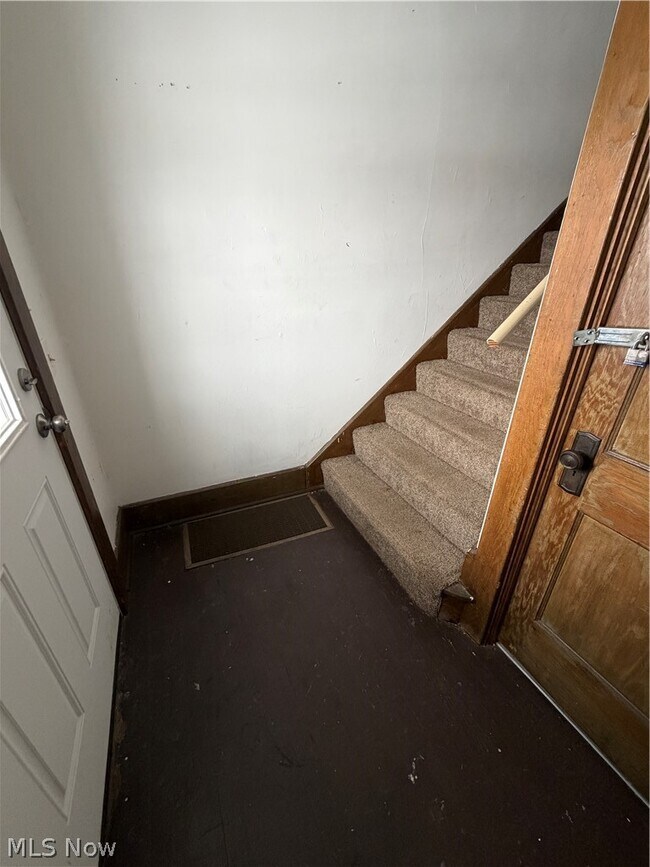 1870 Cordova Ave in Youngstown, OH - Building Photo - Building Photo