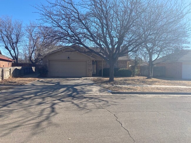 1021 Homestead Dr in Lubbock, TX - Building Photo - Building Photo