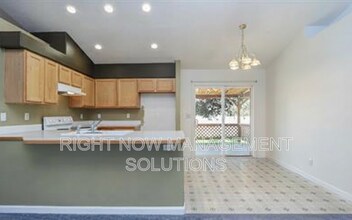 815 S Pawnee Ave in Emmett, ID - Building Photo - Building Photo