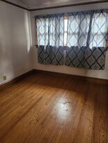 2330 N 61st St in Wauwatosa, WI - Building Photo