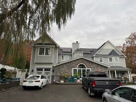 18 Fairwood Ln, Unit Apt for rent in Coram, NY - Building Photo