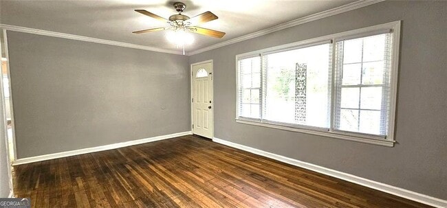 property at 2833 Rockcliff Rd SE