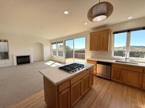 184 Baypoint Dr in San Rafael, CA - Building Photo - Building Photo
