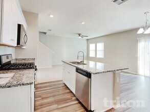 5206 Winding Strm in Saint Hedwig, TX - Building Photo - Building Photo